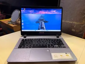Laptop ASUS Vivobook 15 8GB Intel Core I3 SSD 128GB