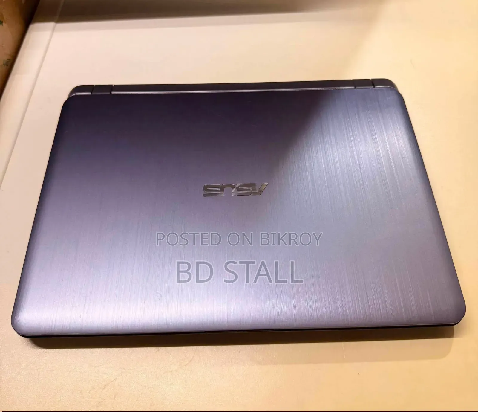 Laptop ASUS Vivobook 15 8GB Intel Core I3 SSD 128GB