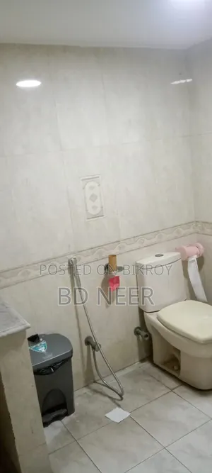 বনানীতে ১৯০০ বর্গফুটের অফিস ভাড়ার জন্য