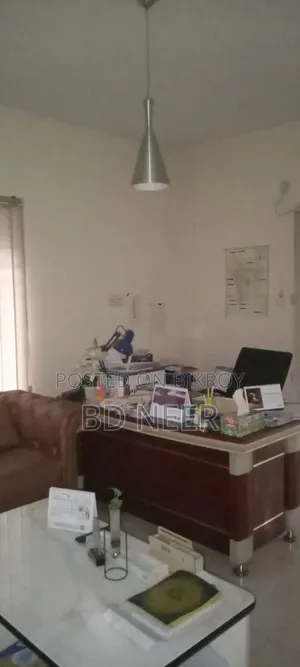বনানীতে ২০০০ বর্গফুটের আনফার্নিশড অফিস ভাড়ার জন্য