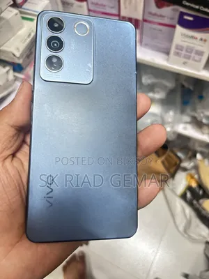 Vivo V27e 256 GB Black