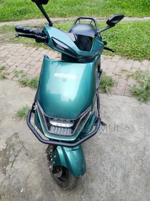 Revoo C32-Y 2025 Blue
