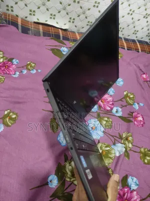 ল্যাপটপ ৮জিবি ইন্টেল কোর আই৩ এসএসডি ২৫৬জিবি