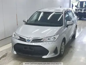 টয়োটা করোলা ফিল্ডার ১.৫ হাইব্রিড ফ্রন্ট হুইল ড্রাইভ ২০২২ সিলভার