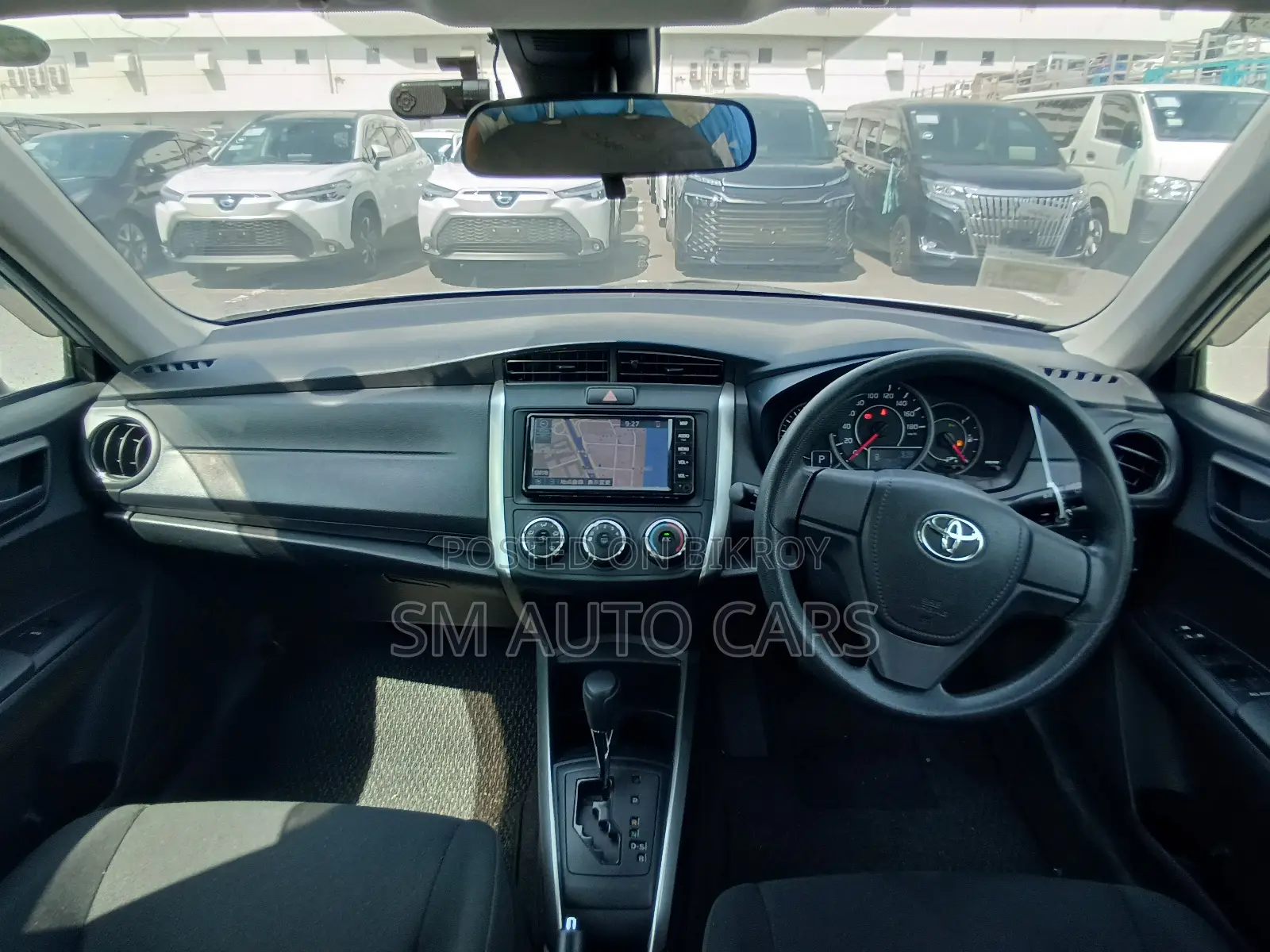 Toyota Corolla Fielder 1.5 Hybrid FWD 2022 Silver