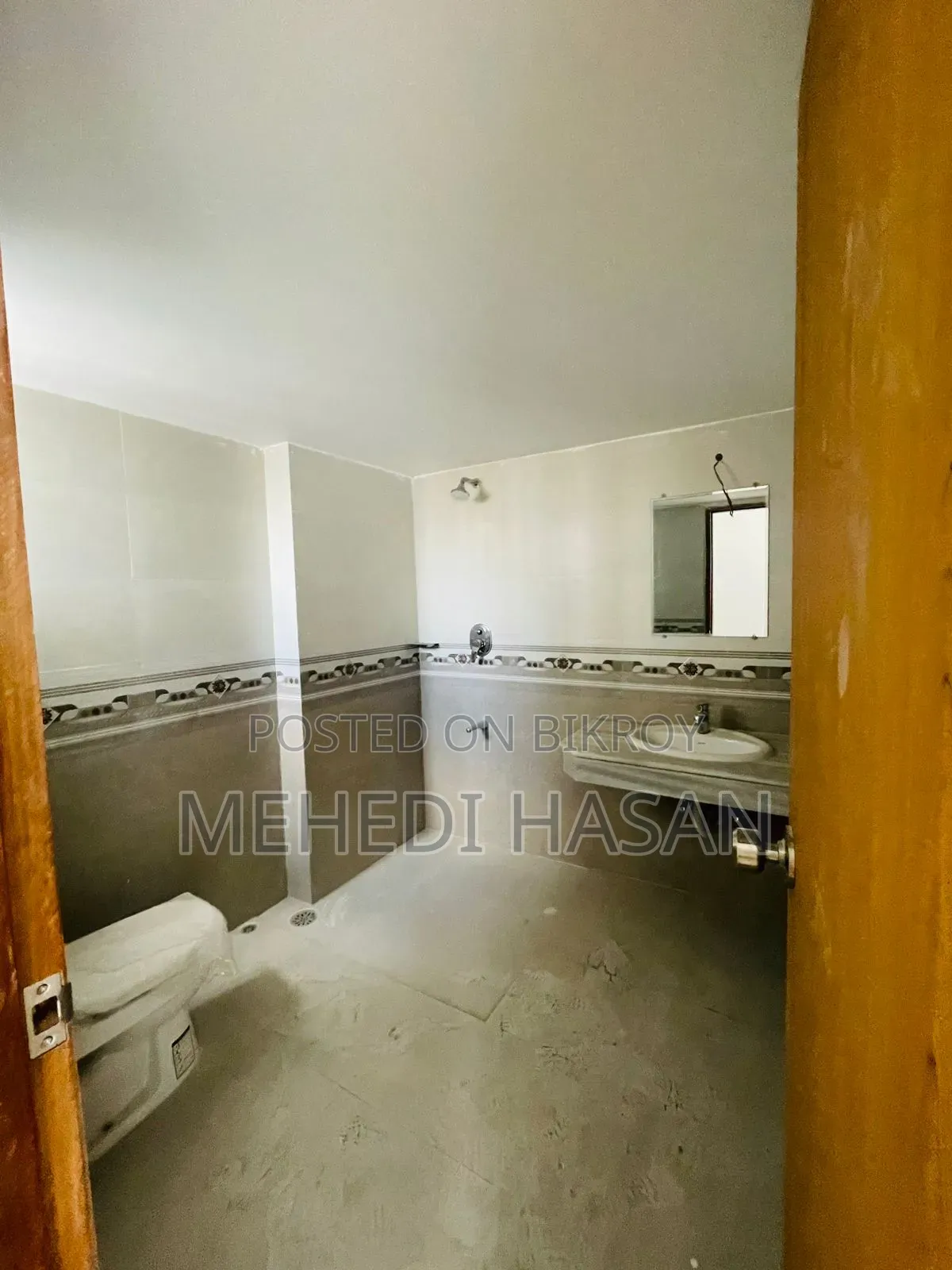 3-bedroom Apartment in Malibag for Sale