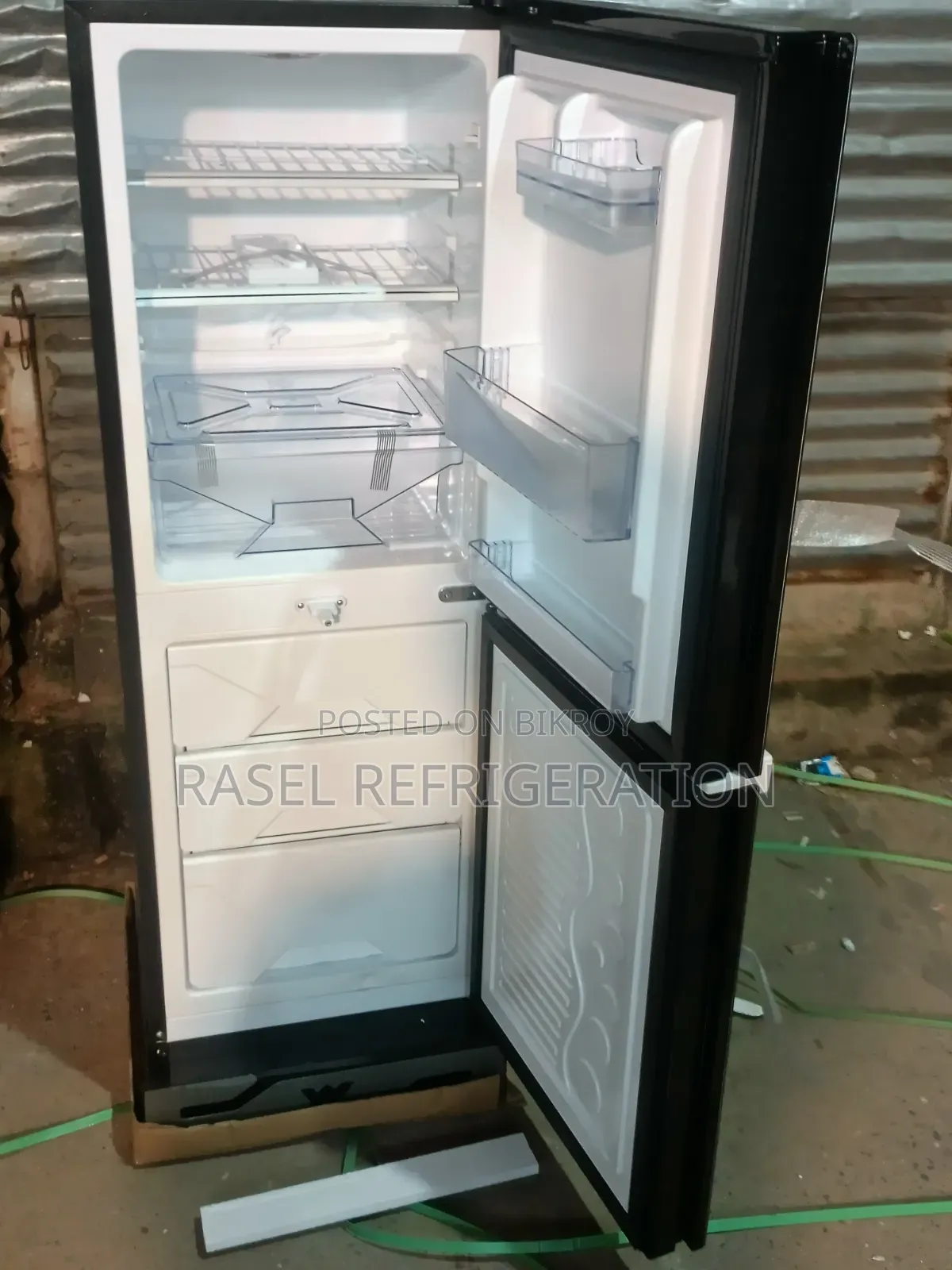 স্পেশাল 33% ছাড়ে WFD-1go-Gdel মডেল এর 184 লিটার ওয়ালটোন ফিরিজ।