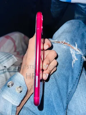 Apple iPhone 11 64 GB Red