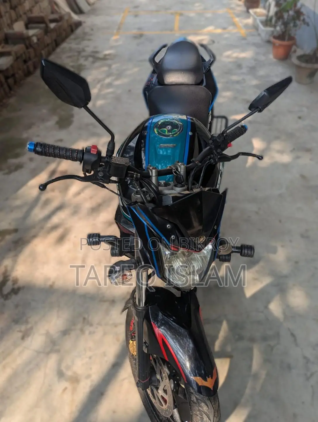 ইয়ামাহা এফজেড ২০১৬ কালো