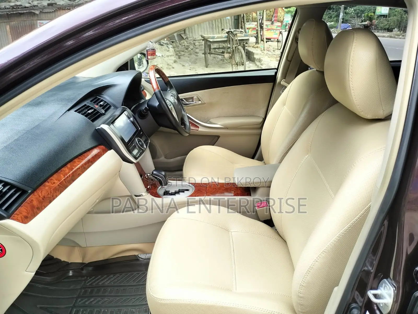 Toyota Premio 2014 Maroon