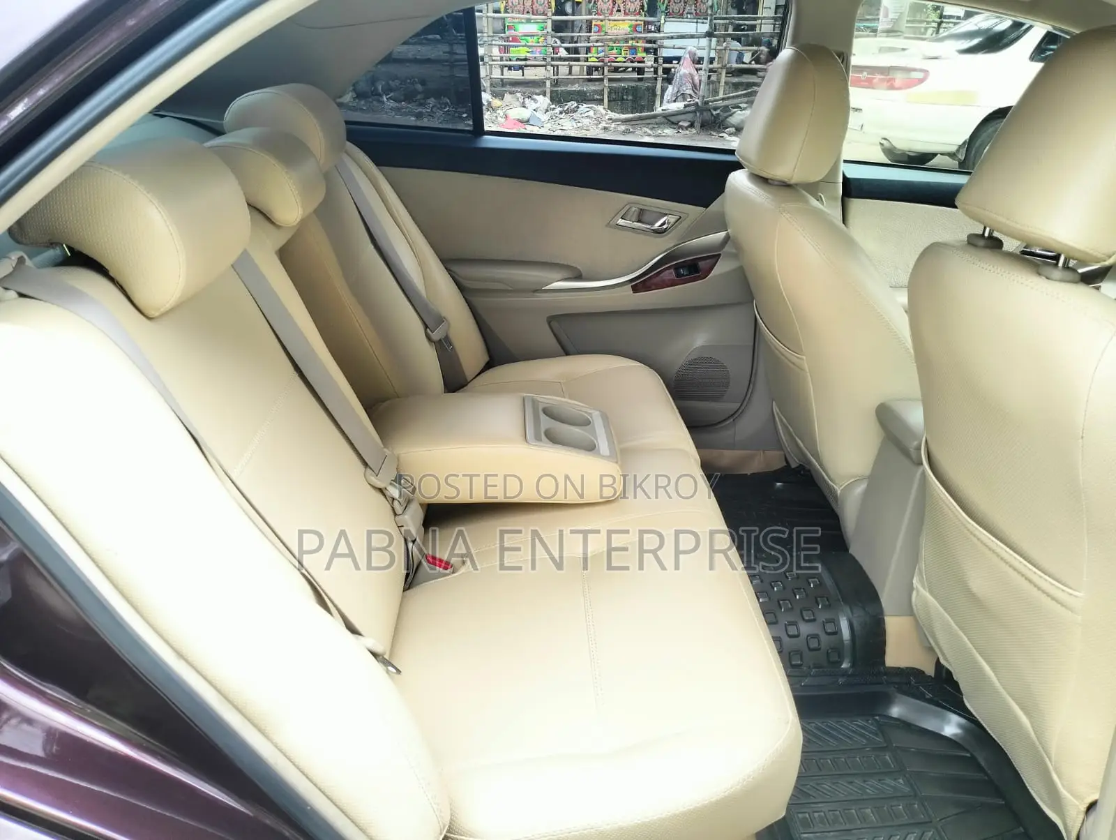 Toyota Premio 2014 Maroon