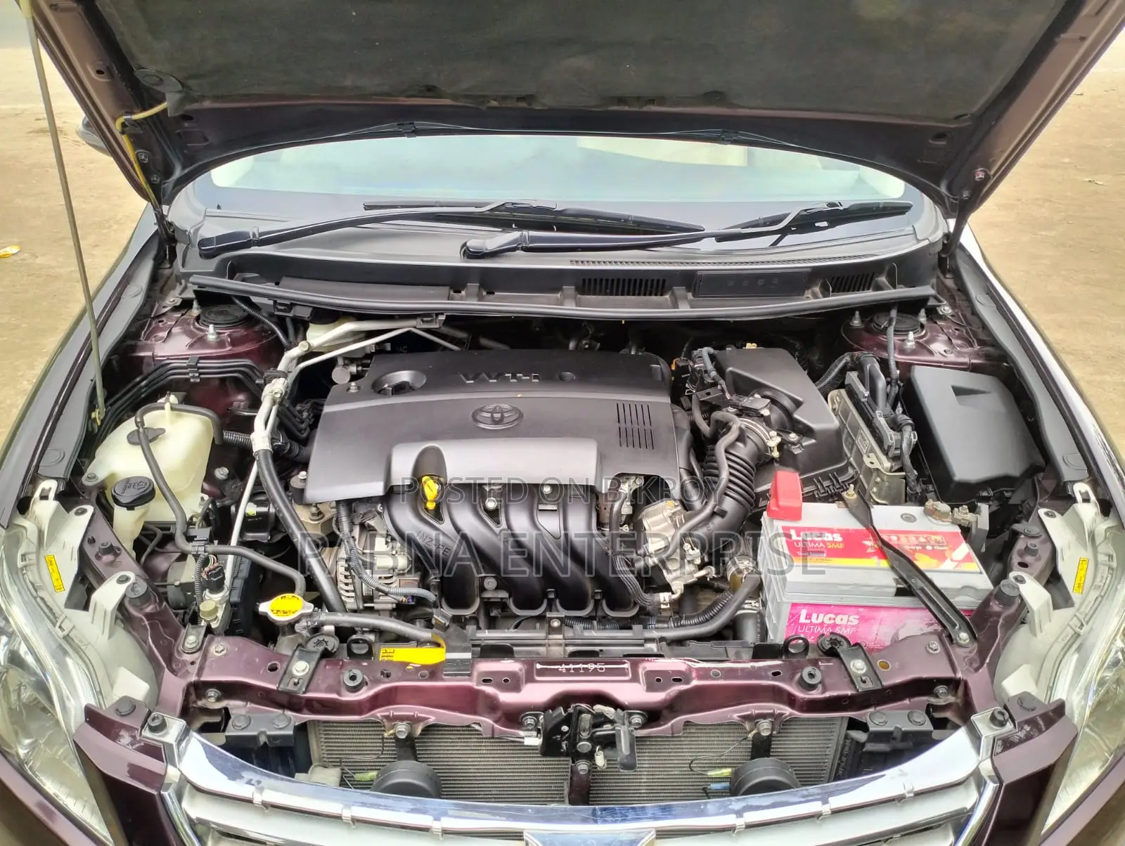 Toyota Premio 2014 Maroon