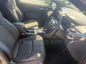 Toyota Corolla Cross 2025 Beige