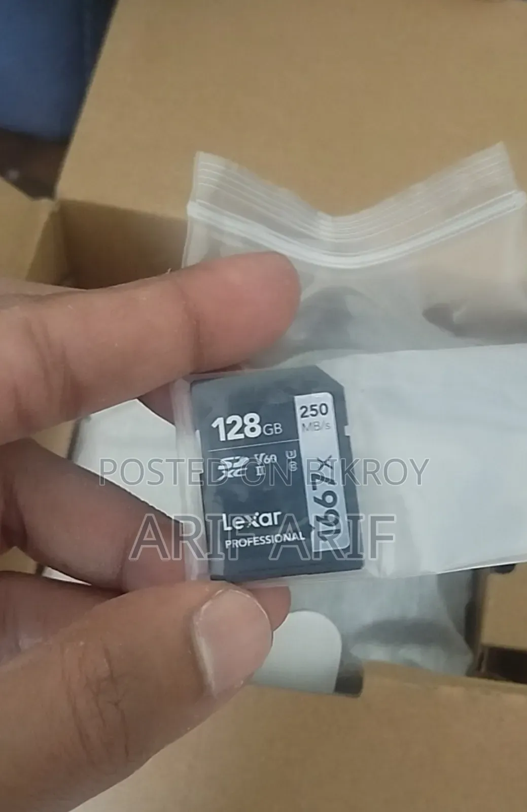 Sony Zv 1 DSLR Camera Lexar 128gb Memory 4 Batteries New/Unused