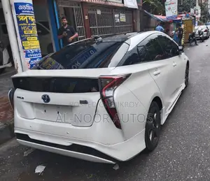 Toyota Prius 2018 Pearl