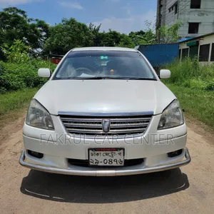 টয়োটা প্রিমিও ২০০৪ পার্ল