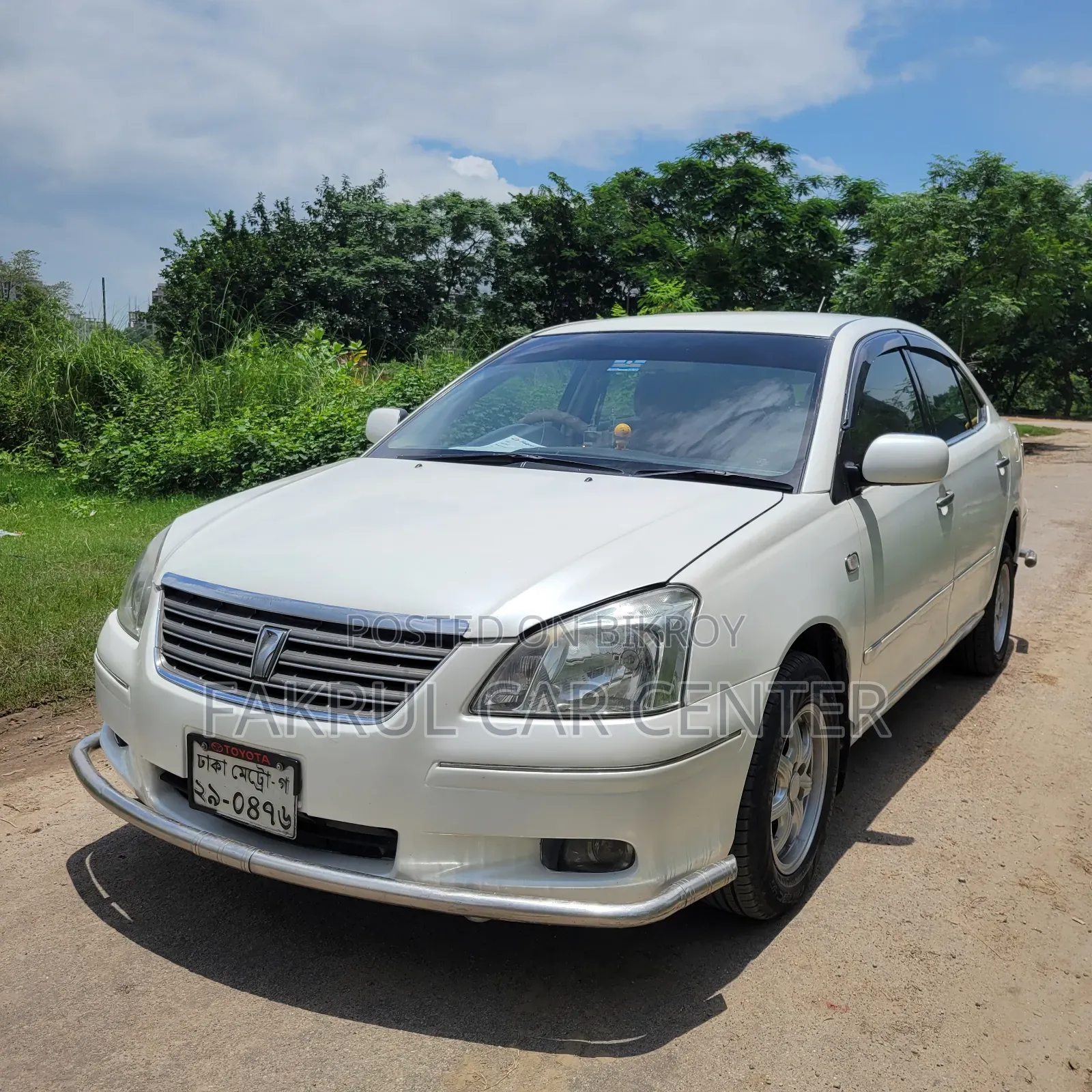 টয়োটা প্রিমিও ২০০৪ পার্ল
