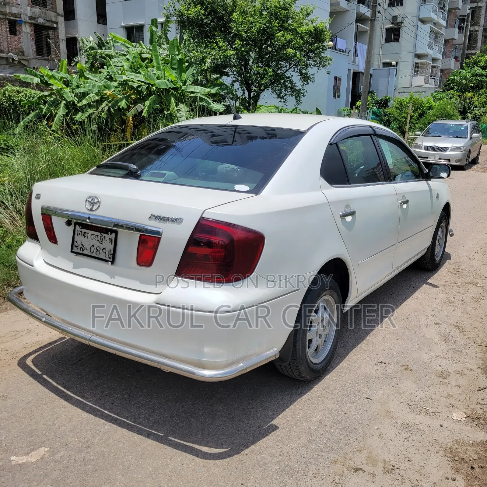 টয়োটা প্রিমিও ২০০৪ পার্ল