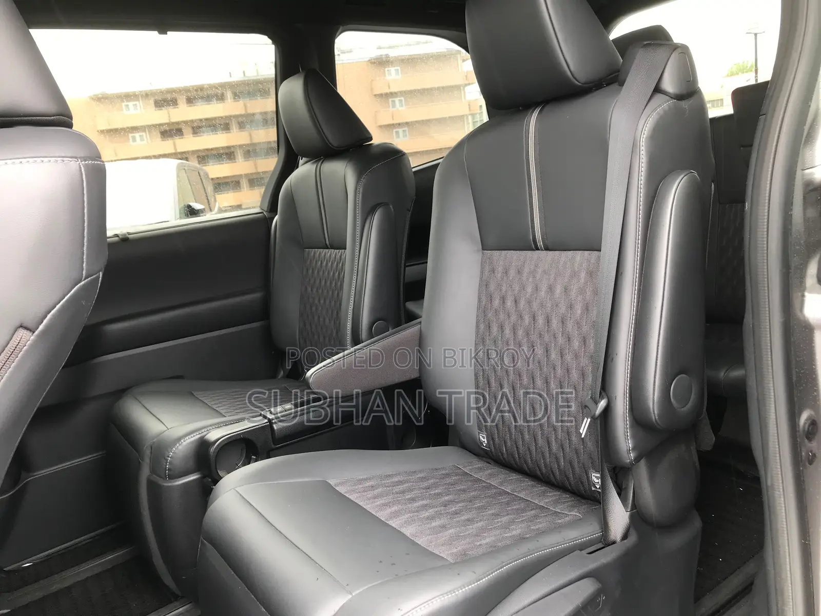 Toyota Noah 2022 Gray
