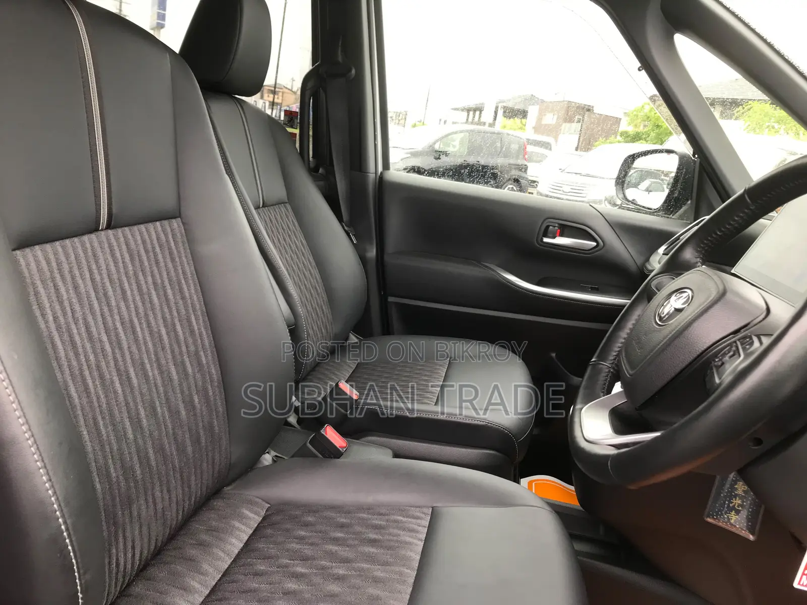 Toyota Noah 2022 Gray