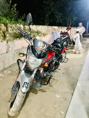 Yamaha FZ 2013 Red