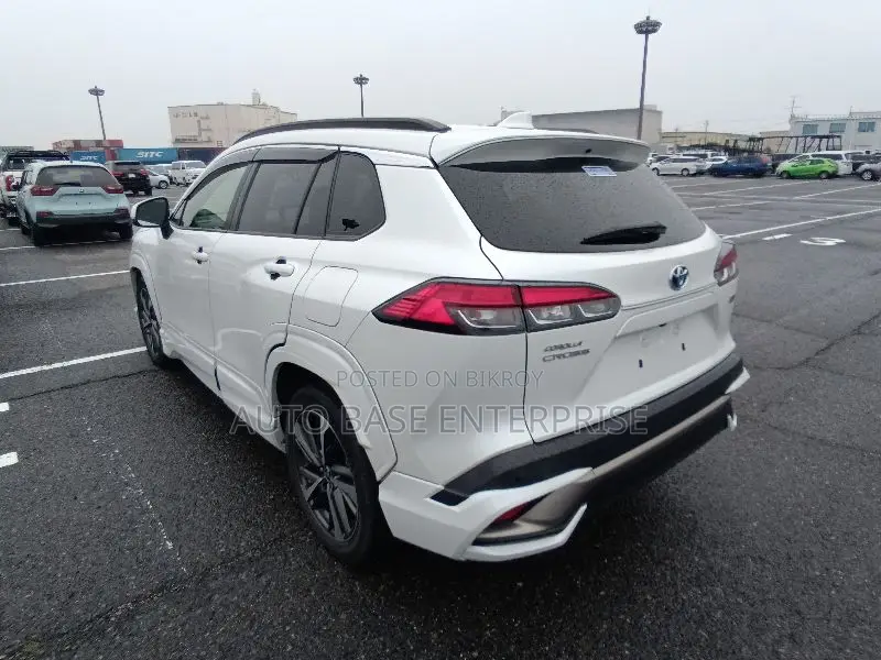 Toyota Corolla Cross 1.8 Hybrid FWD 2021 Pearl