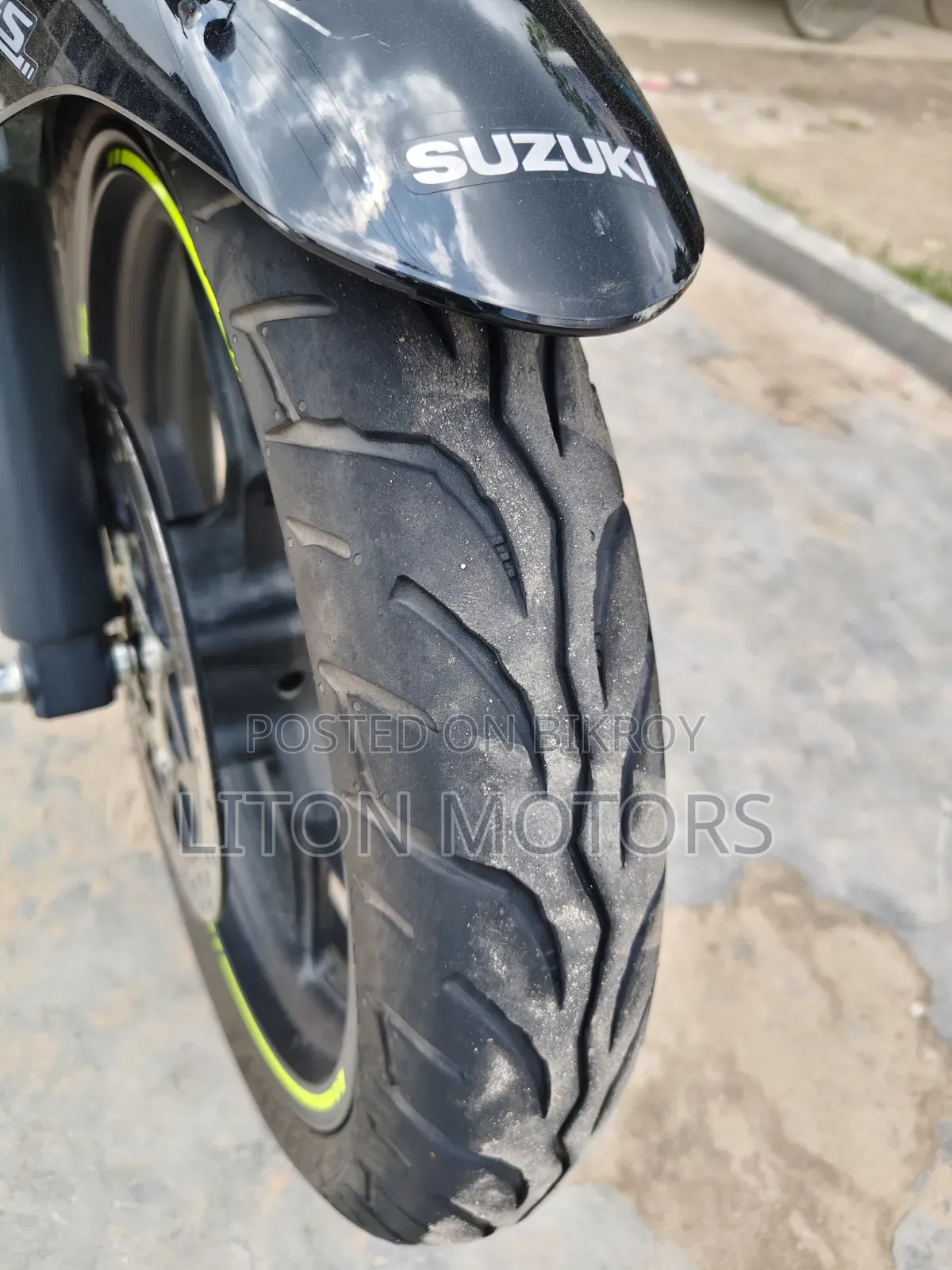 Suzuki Gixxer Fi ABS 2025 Black