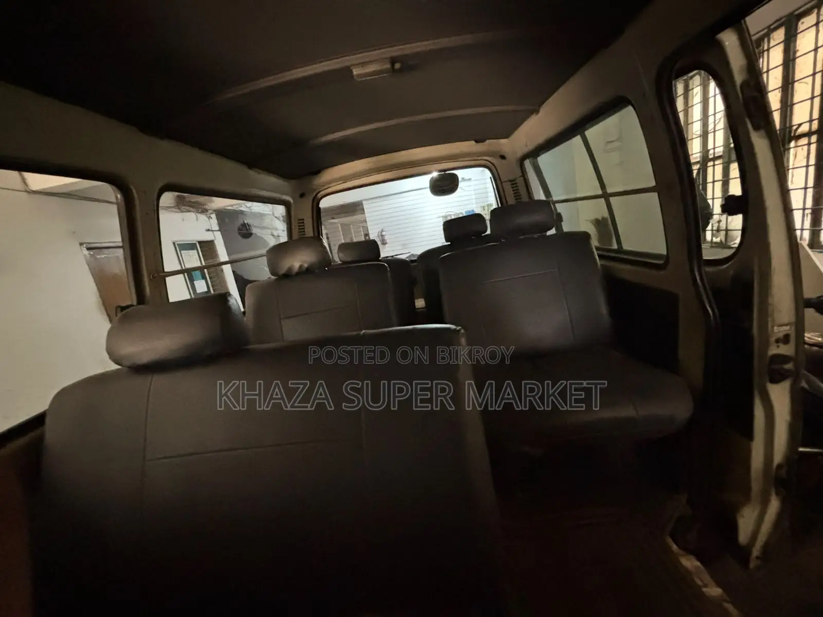 Toyota HiAce 2000