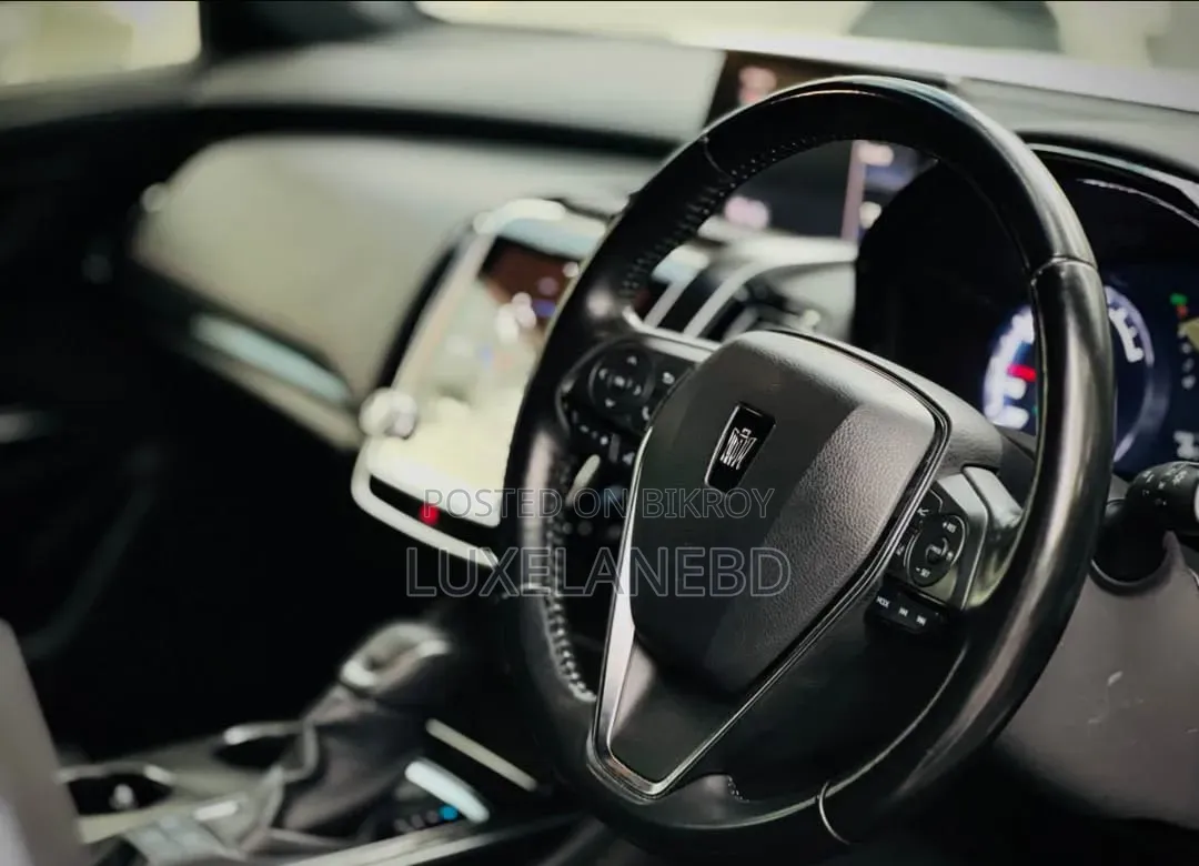 New Toyota Crown 2022 White
