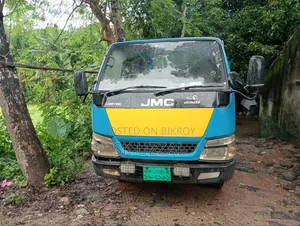পিক আপ বিক্রয় করা হবে