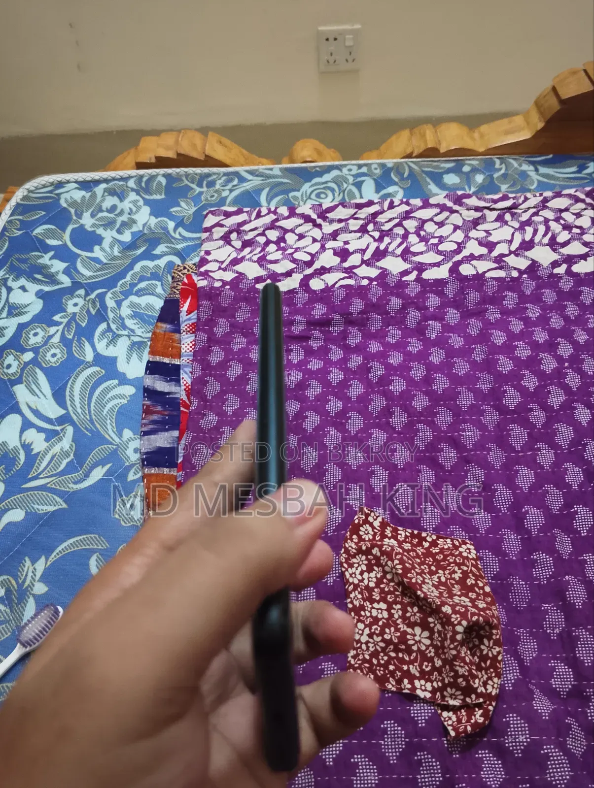 iQOO ১২৮ জিবি নীল