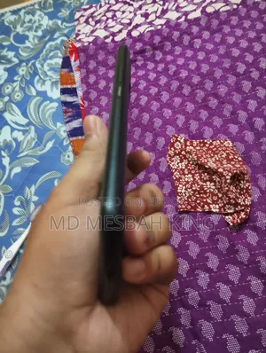 iQOO ১২৮ জিবি নীল