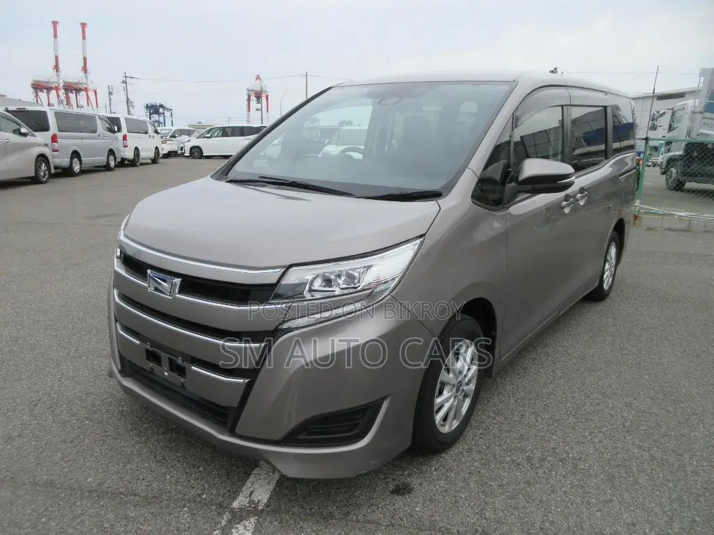 Toyota Noah 1.8 FWD Hybrid (7 Seater) 2021 Beige