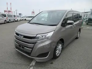 Toyota Noah 1.8 FWD Hybrid (7 Seater) 2021 Beige