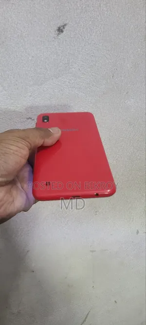 Samsung A10 32 GB Red
