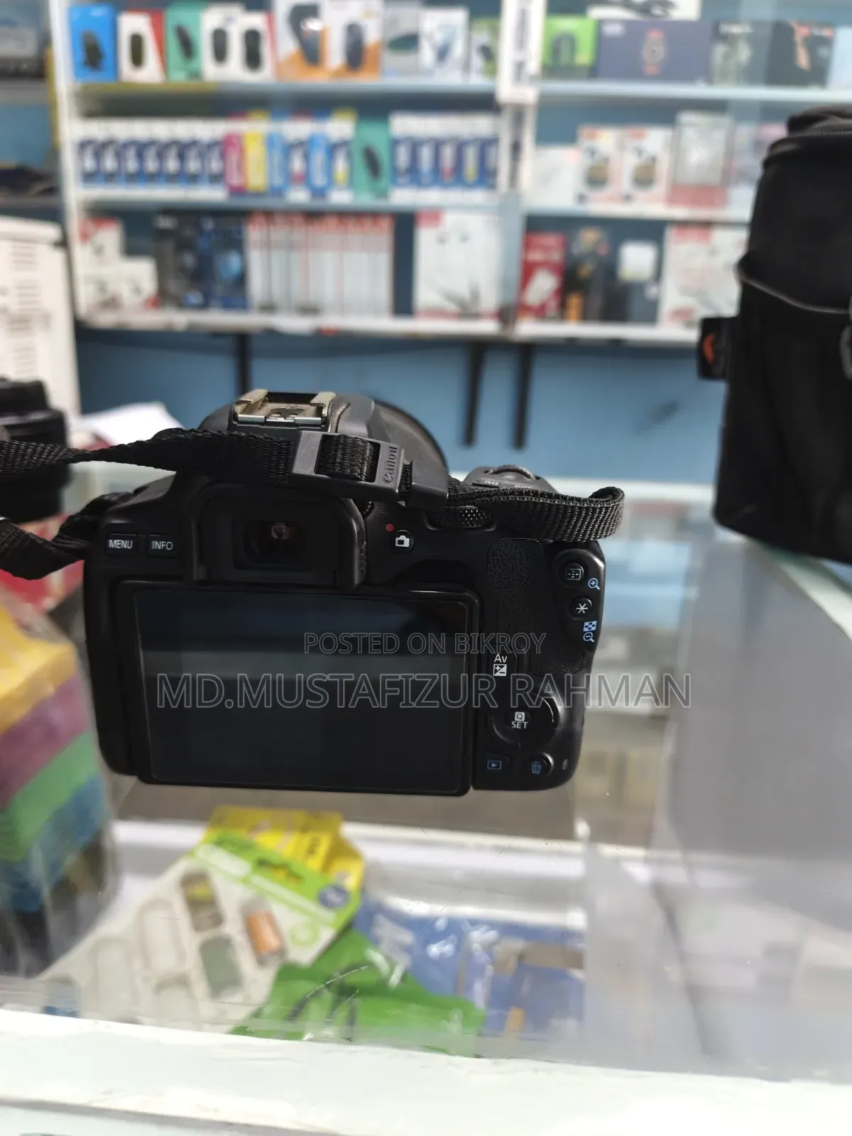 Camon 250D With 50 Mm STM Prime Lens 1.8 Full Fresh Condition.