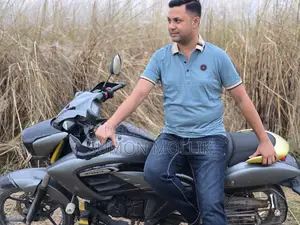 Suzuki Intruder 2018 Gray