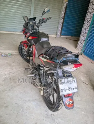 TVS Stryker 125 2018 Red