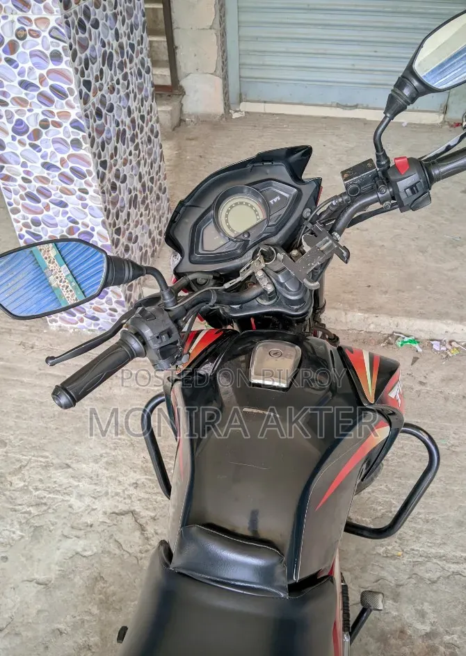 TVS Stryker 125 2018 Red