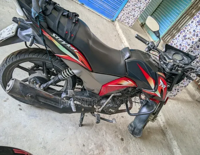 TVS Stryker 125 2018 Red