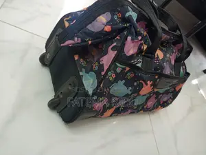 ট্রাভেল ব্যাগ