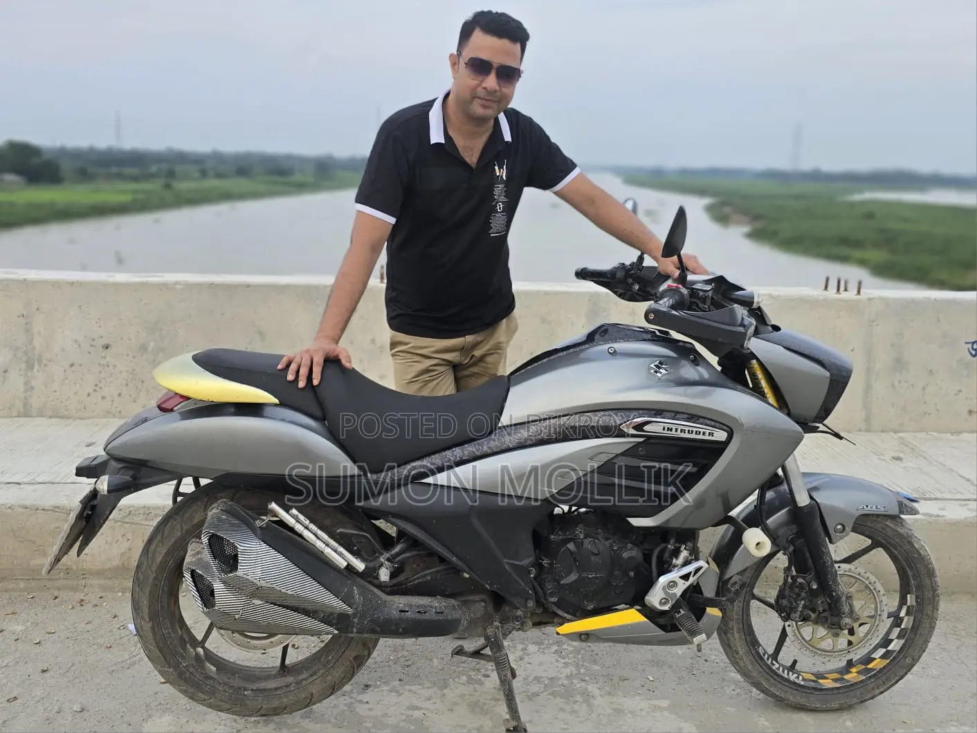সুজুকি ইনট্রুডার ২০১৮ গ্রে