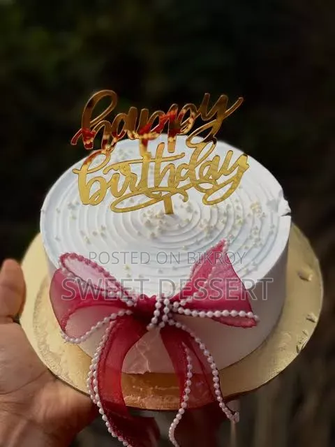 Customized Birthday Cake / All Flavors Available