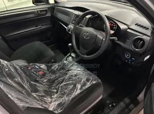 Toyota Axio 2021 Silver