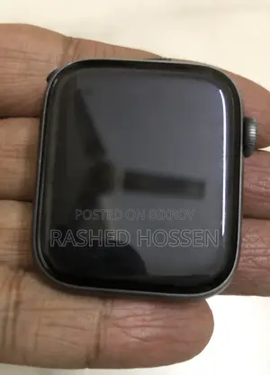 Apple Watch iCloud Lock