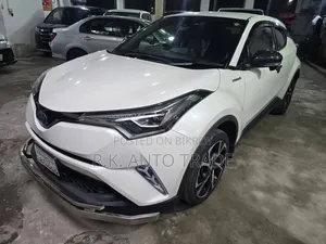 টয়োটা সি-এইচআর ২০১৯ পার্ল
