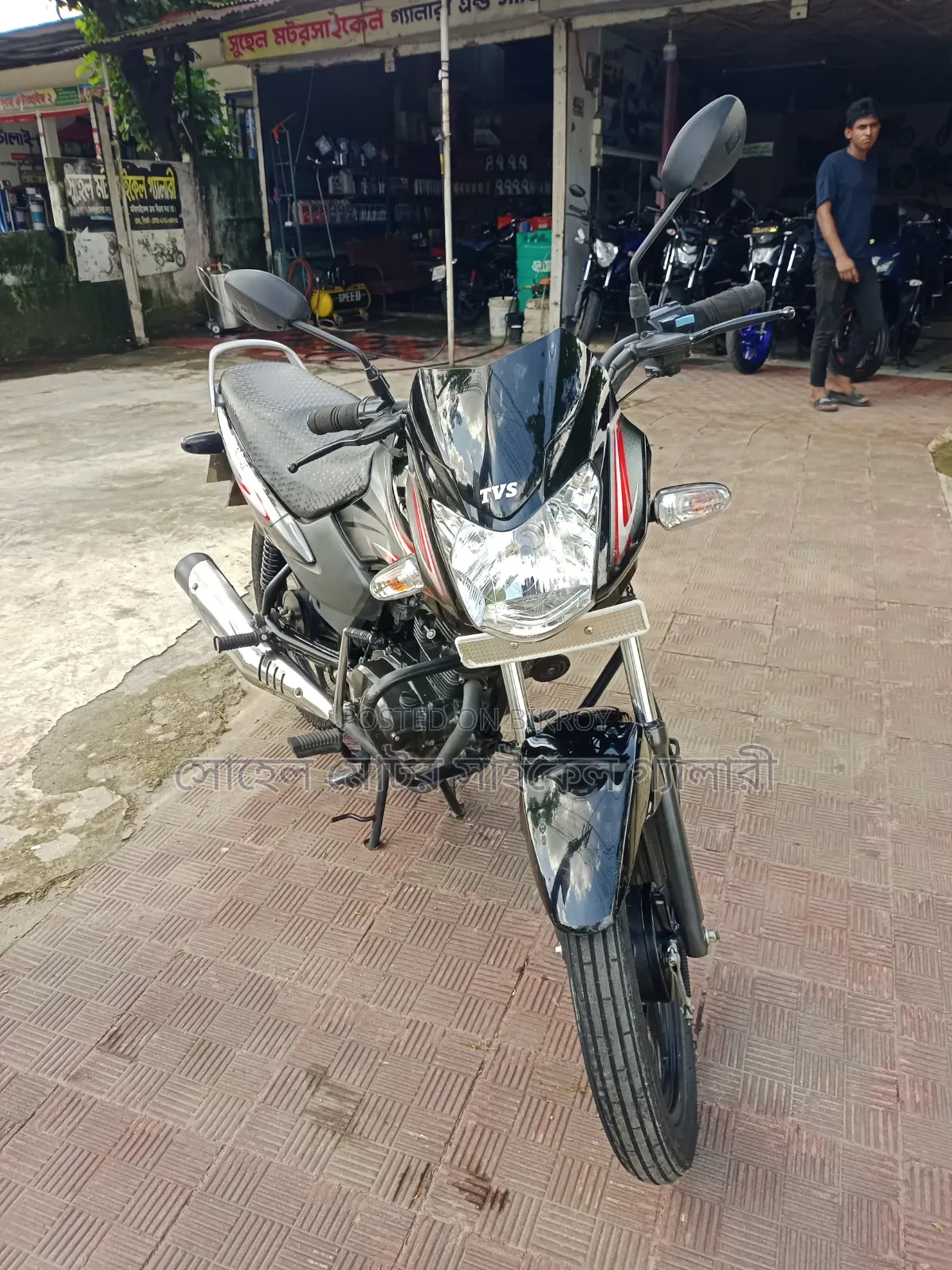 টিভিএস মেট্রো ২০২৫ ব্ল্যাক