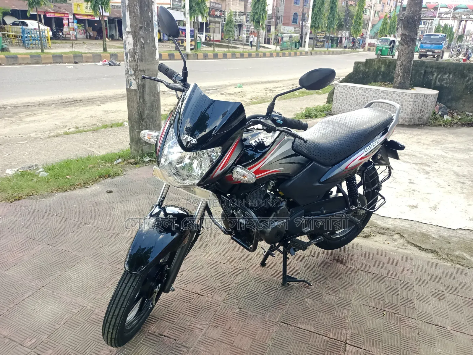 টিভিএস মেট্রো ২০২৫ ব্ল্যাক