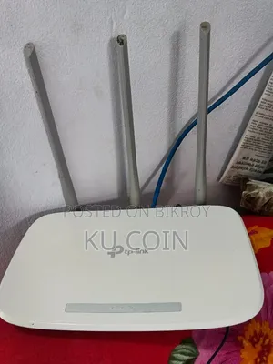 TP-Link TL-WR845N Router for sale.