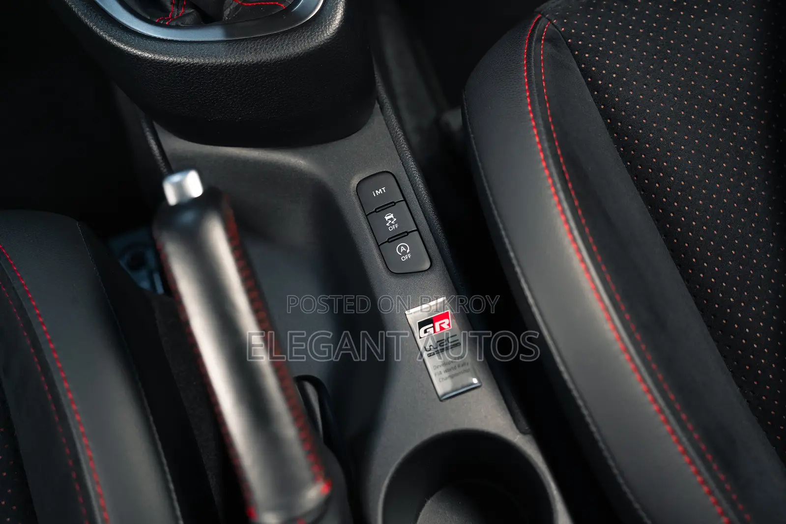 Toyota Yaris 2020 Pearl